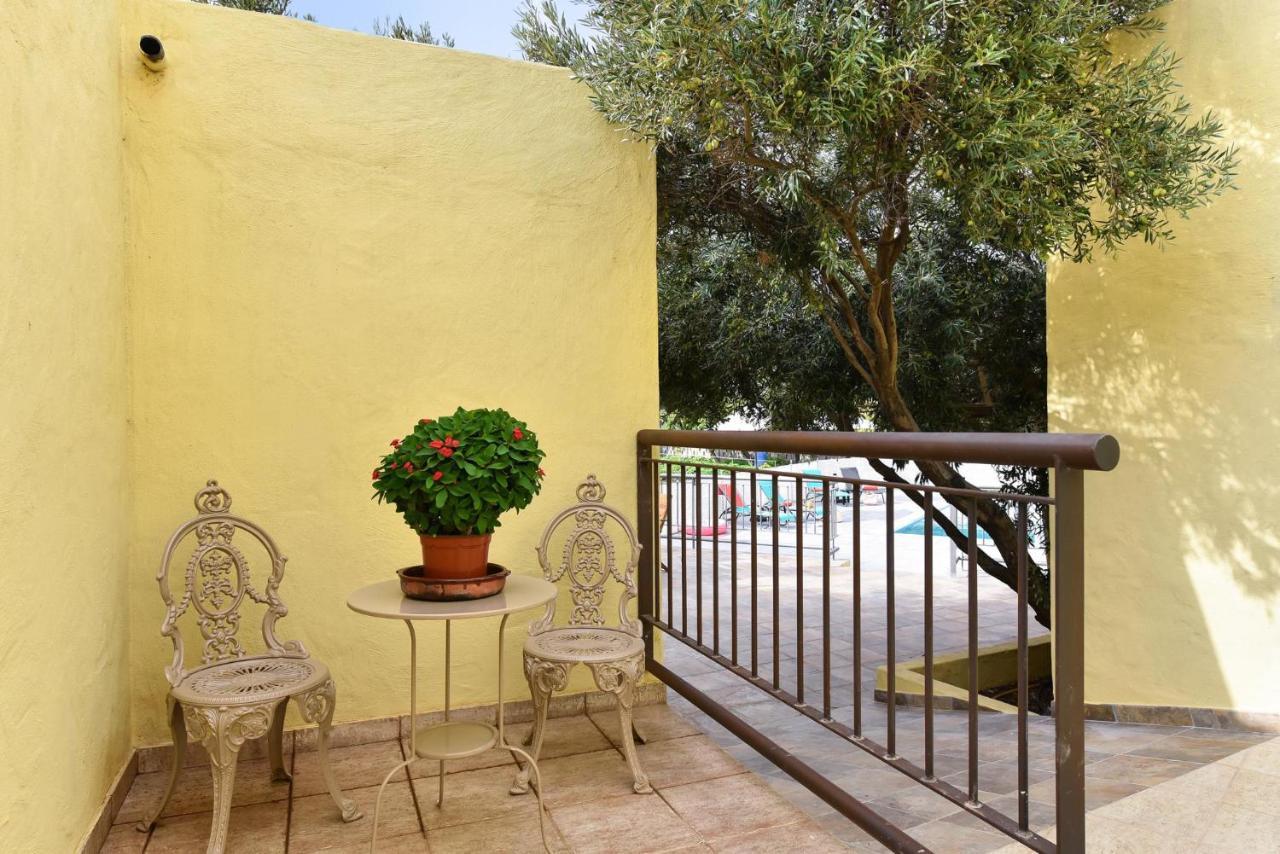 Los Algodones Cottage With Pool 因赫尼奥 外观 照片